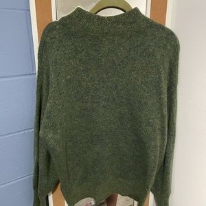 Green H&M sweaters